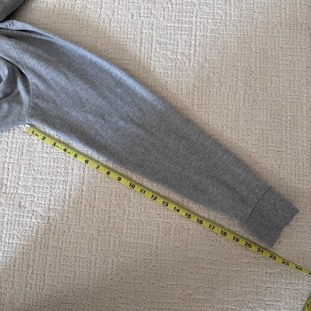 Gymshark Heather Gray Hoodie Men's Size L OG 2018 Long Style Athletic Workout - Picture 5 of 9